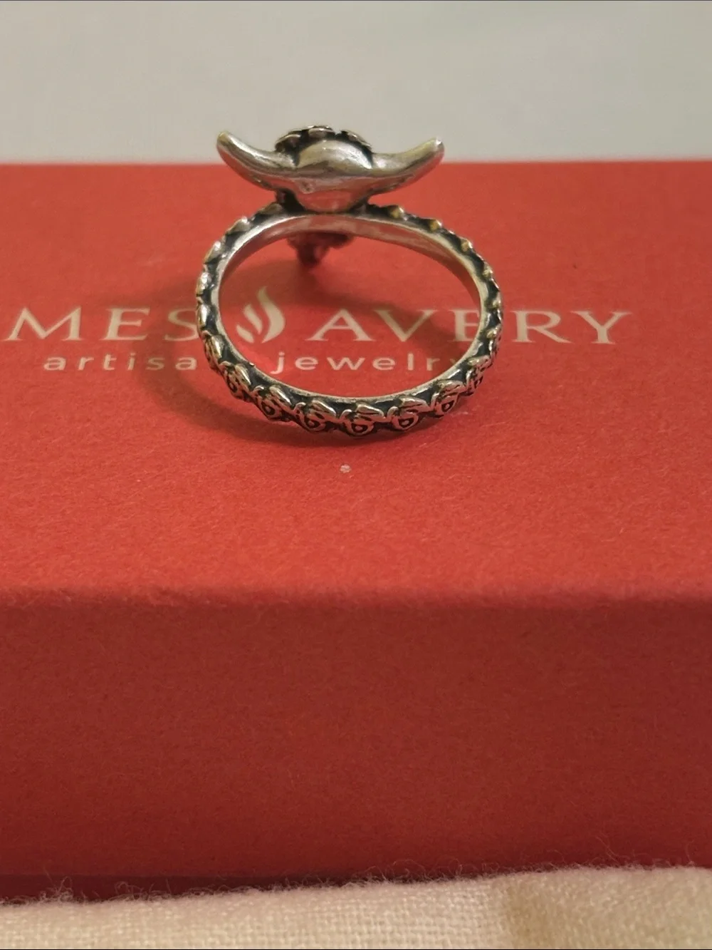 James Avery Sterling Silver Desert  Rose Ring with Red Box